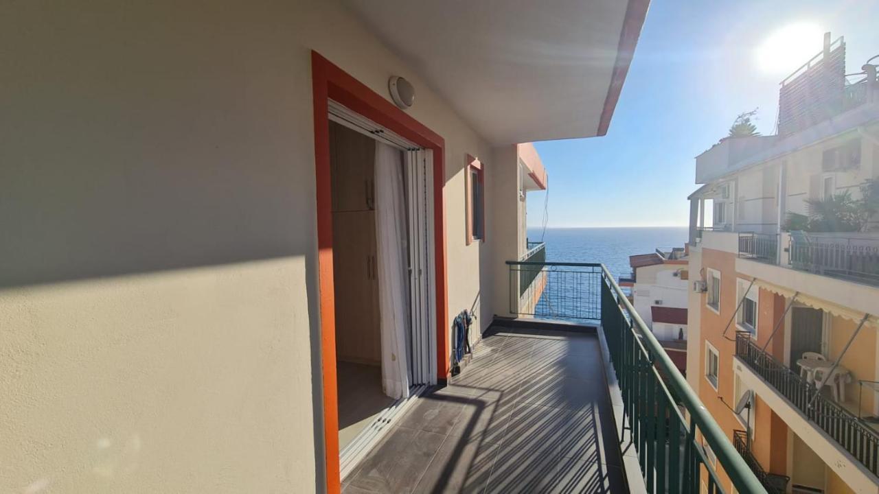 Apartment Orange Sea View Penthouse Sarande